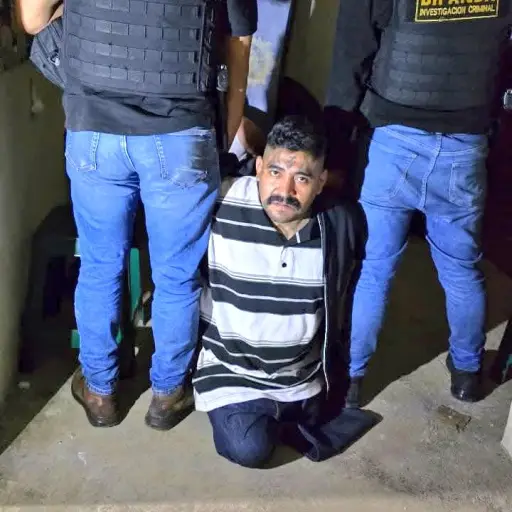 Byron Eduardo Fajardo Revolorio, alias Black Demon, reo fugado de Fraijanes II. ,.