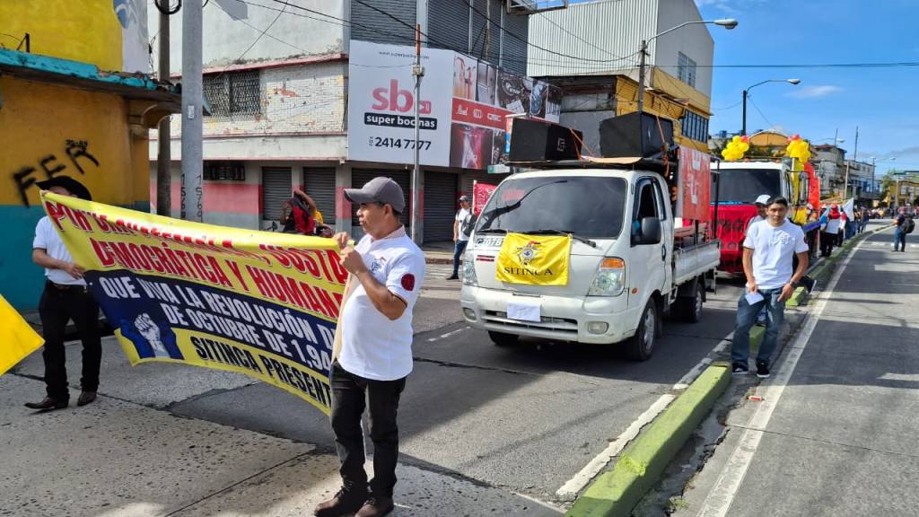 Así avanza la marcha conmemorativa de la Revolución de 1944 | Alex Meoño