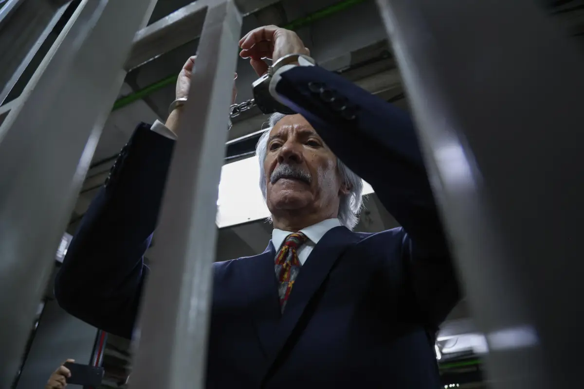 El periodista José Rubén Zamora en una foto de archivo,  EFE/ Mariano Macz
