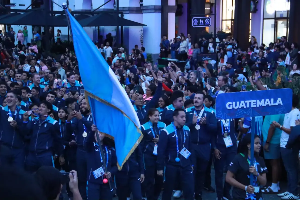 Desfile de la delegación de Guatemala 