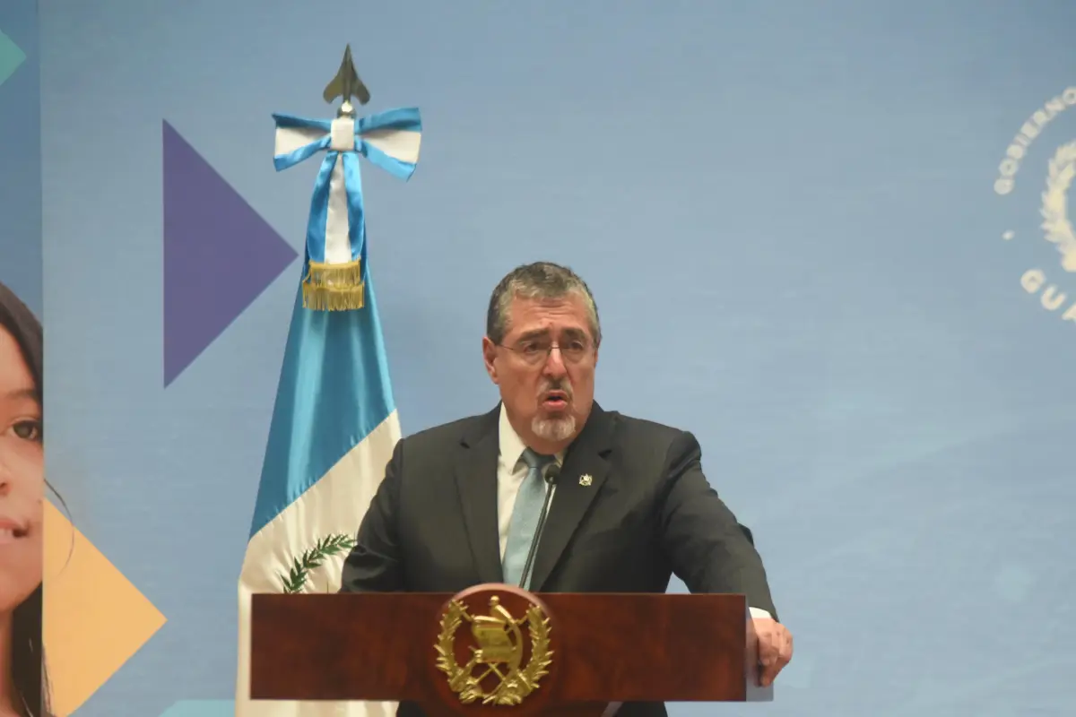 El presidente Bernardo Arévalo durante la conferencia de prensa "La Ronda", el martes 21 de octubre., Omar Solís/Emisoras Unidas