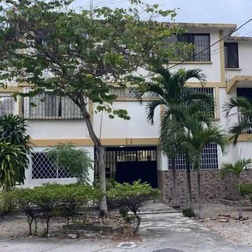 Una mujer en Guayaquil asesinó a su propia madre tras pedirle US  mil. ,Redes sociales.