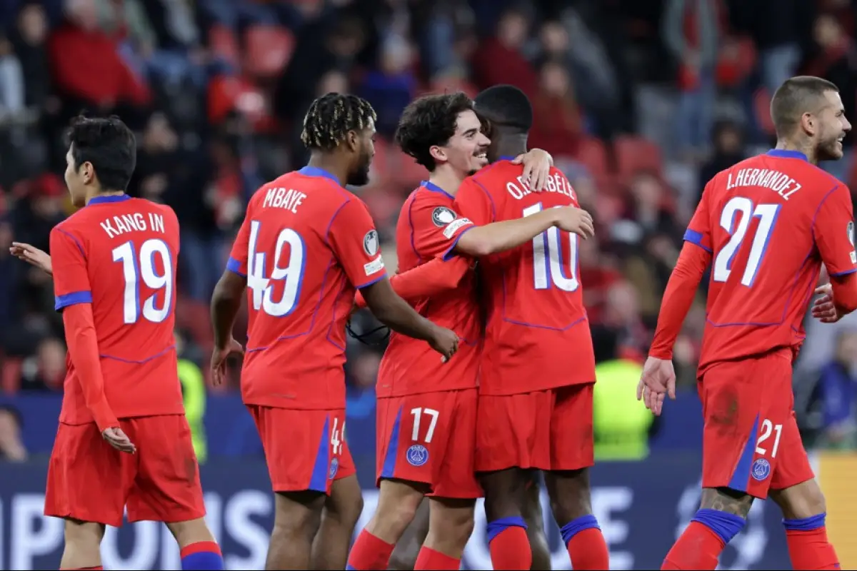 El PSG aniquila al Leverkusen en medio de dos expulsiones y un penalti fallado