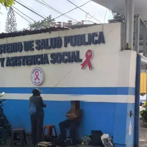 La FECI dirigió 10 inspecciones oculares y 8 diligencias de allanamiento en el Ministerio de Salud.  ,Foto MP
