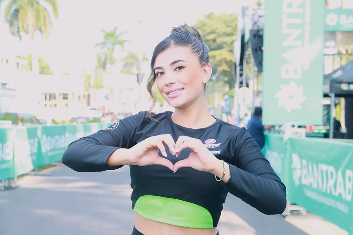 Natalia Giraldo, es una modelo colombiana que participa en la Vuelta a Guatemala