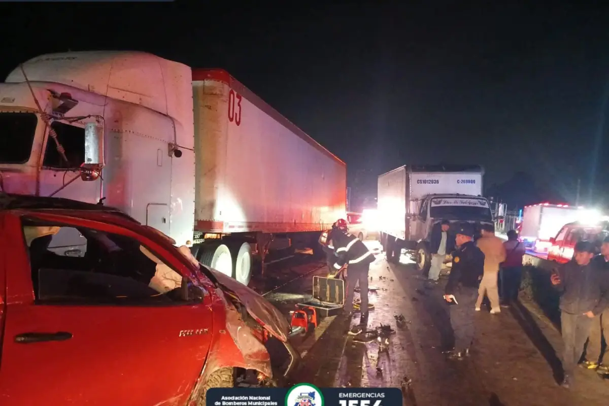 ., Bomberos Municipales Departamentales