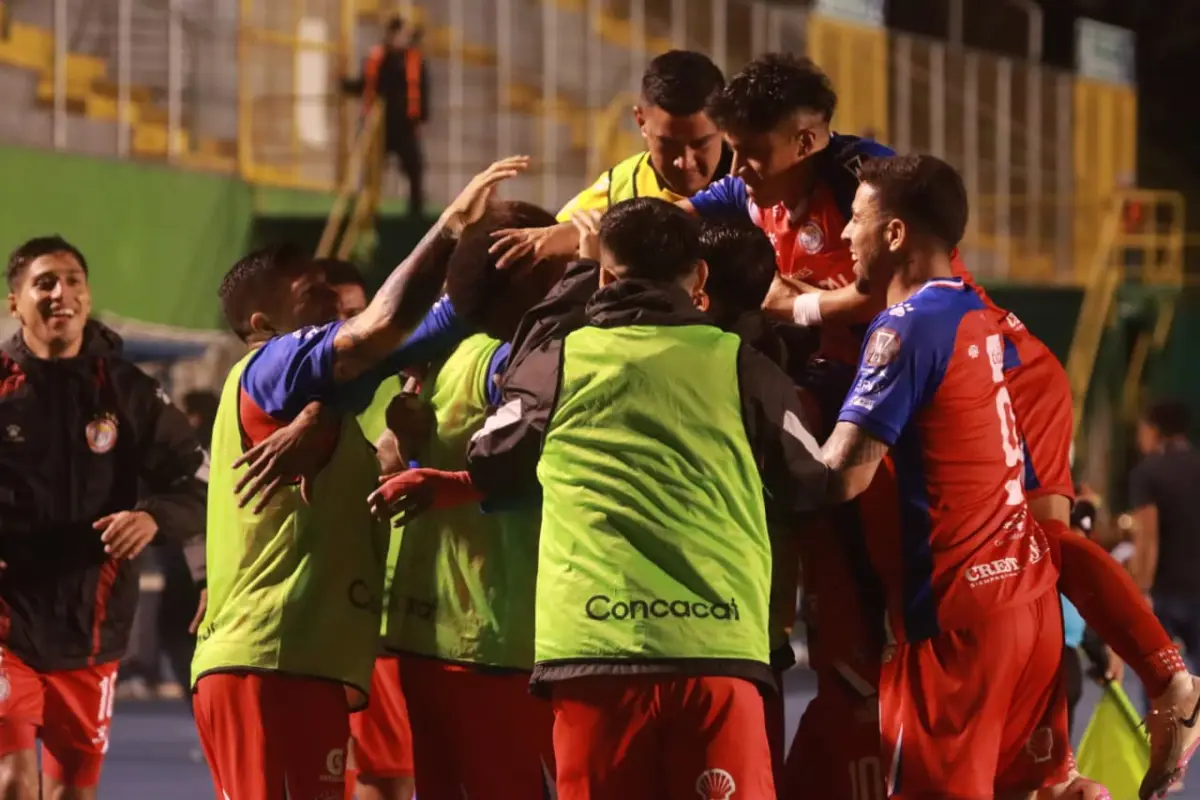 Xelajú busca clasificar esta noche a la final de Copa Centroamericana 2025