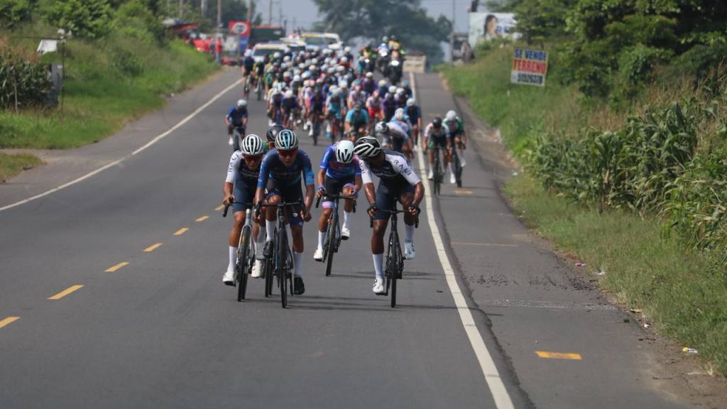 Sexta etapa de la 64 edición de la Vuelta a Guatemala | Alejandro Chet