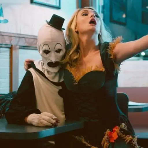 Catherine Corcoran en Terrifier ,Redes sociales