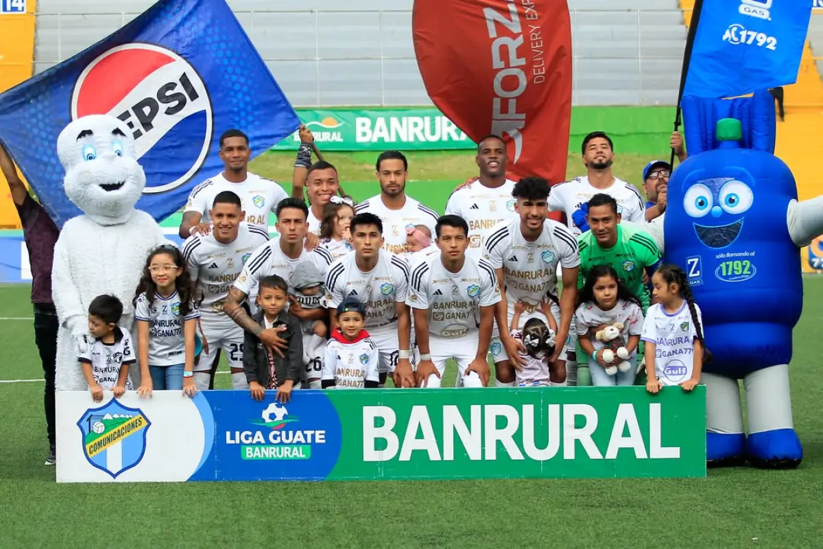 Once de Comunicaciones ante Cobán Imperial - instagram @cremasoficial