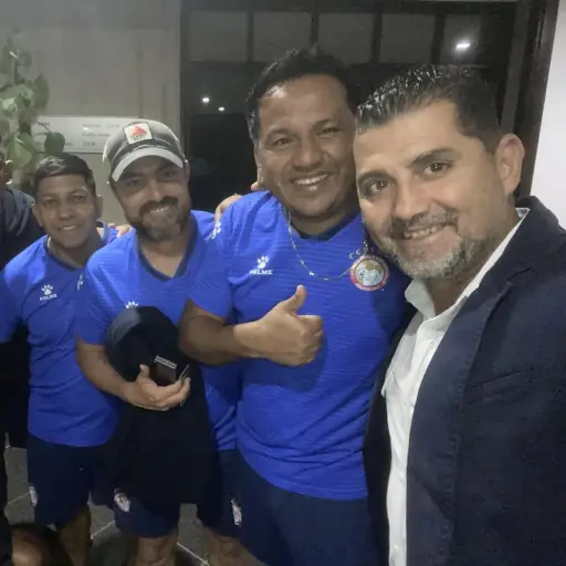 Jhonny Cubero muestra su apoyo a Xelajú previo a la final de la Copa Centroamericana - instagram @jhonny_cubero21