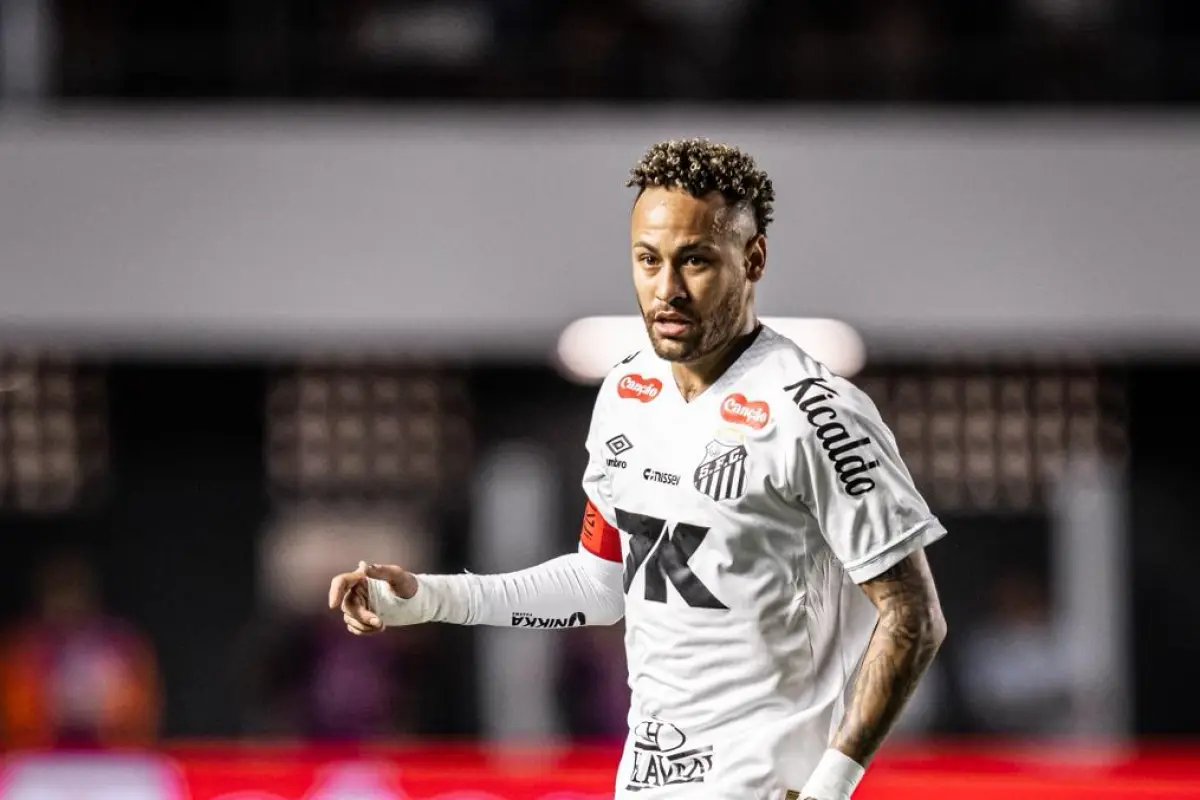 Neymar en actividad con el Santos FC en el Brasileirao - Santos FC