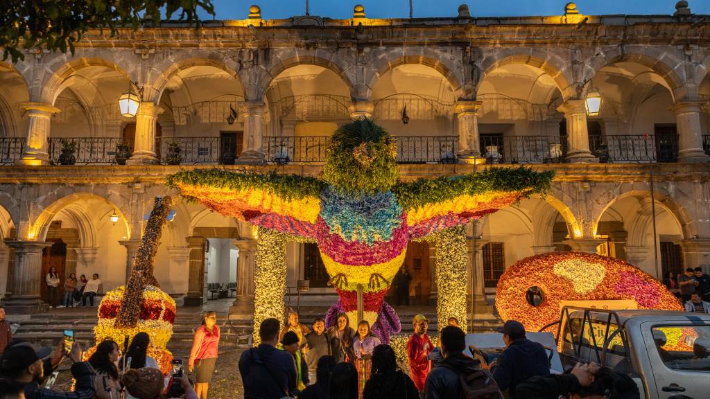 Festival de las Flores recibió a más de 300 mil visitantes | Municipalidad de Antigua Guatemala