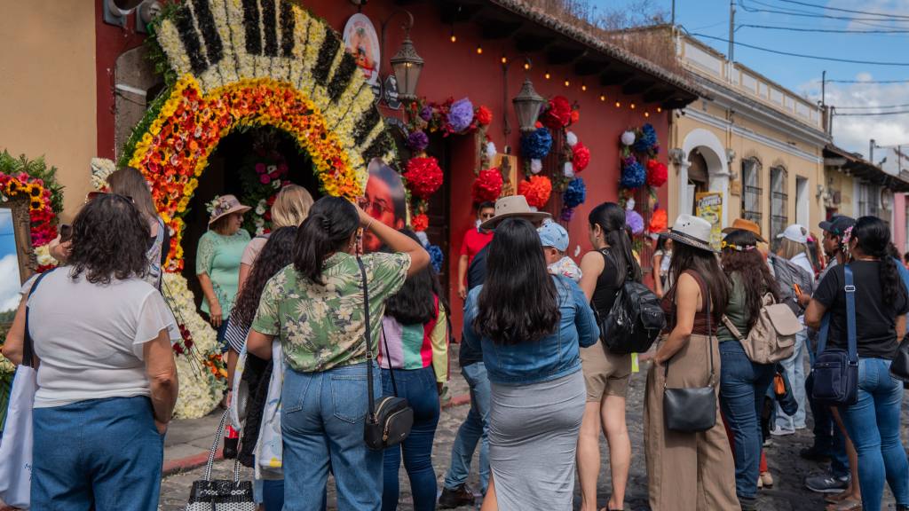 Festival de las Flores recibió a más de 300 mil visitantes | Municipalidad de Antigua Guatemala