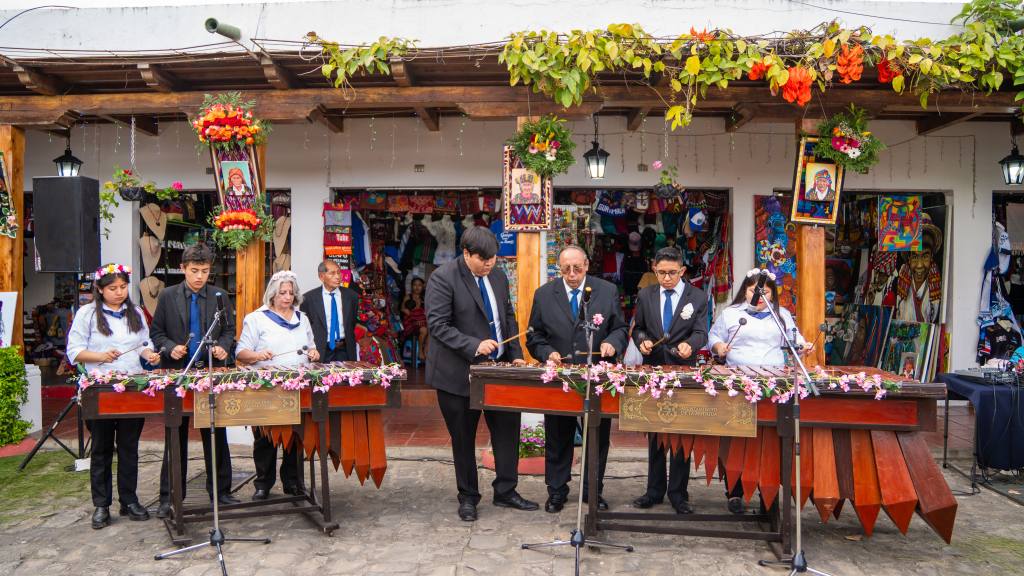 Festival de las Flores recibió a más de 300 mil visitantes | Municipalidad de Antigua Guatemala