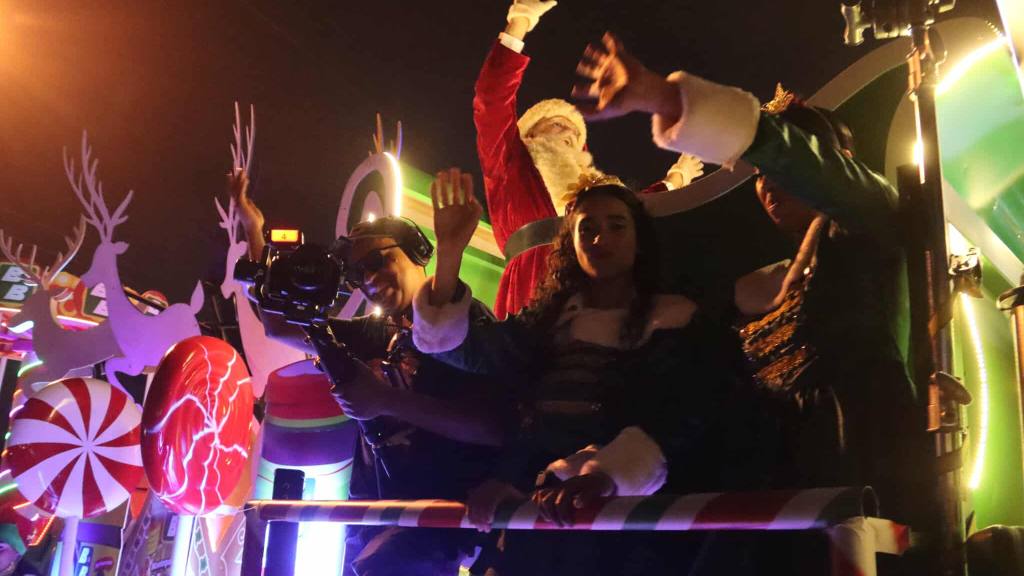 Desfile Navideño de B&B deleita a los capitalinos | Álex Meoño