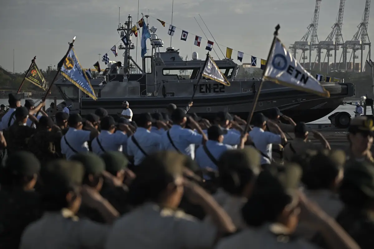 La donación de EE. UU. para Guatemala incluye medios de movilidad terrestre y marítima., Gobierno de Guatemala