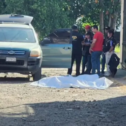 La pareja fue encontrada dentro de un vehículo en Suchitepéquez. ,Medios locales