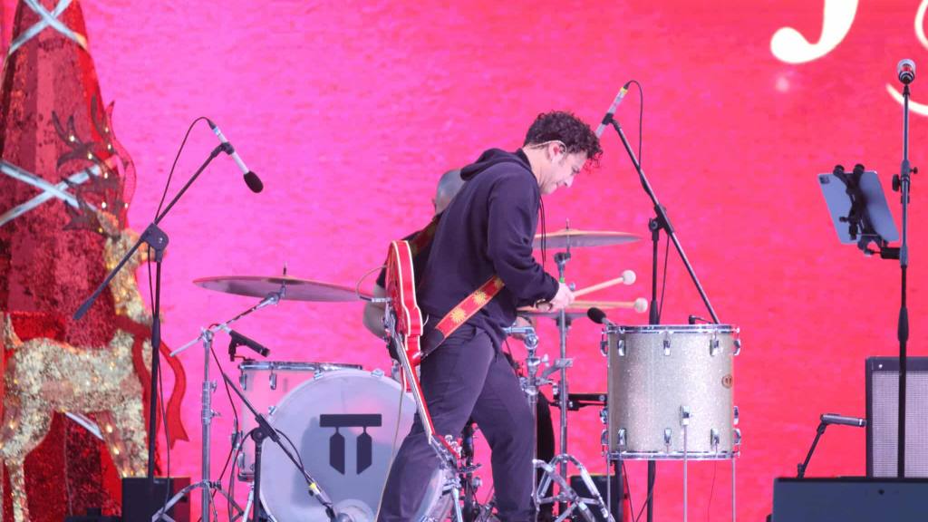 Inauguración del Árbol Gallo enciende la época navideña 2025 | Álex Meoño