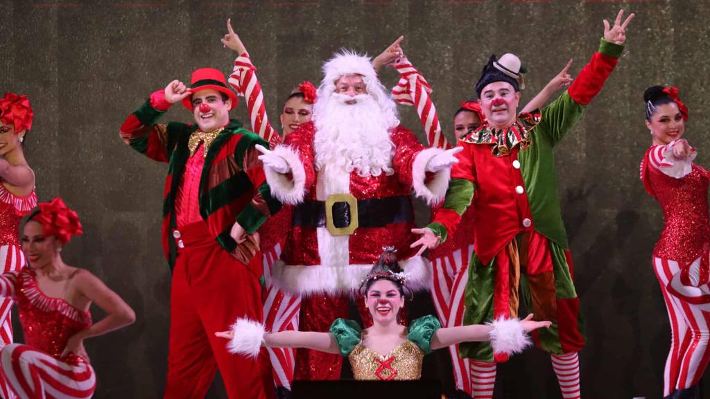 Inauguración del Árbol Gallo enciende la época navideña 2025 | Álex Meoño