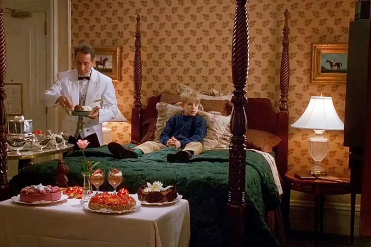 "Mi pobre angelito 2", Facebook