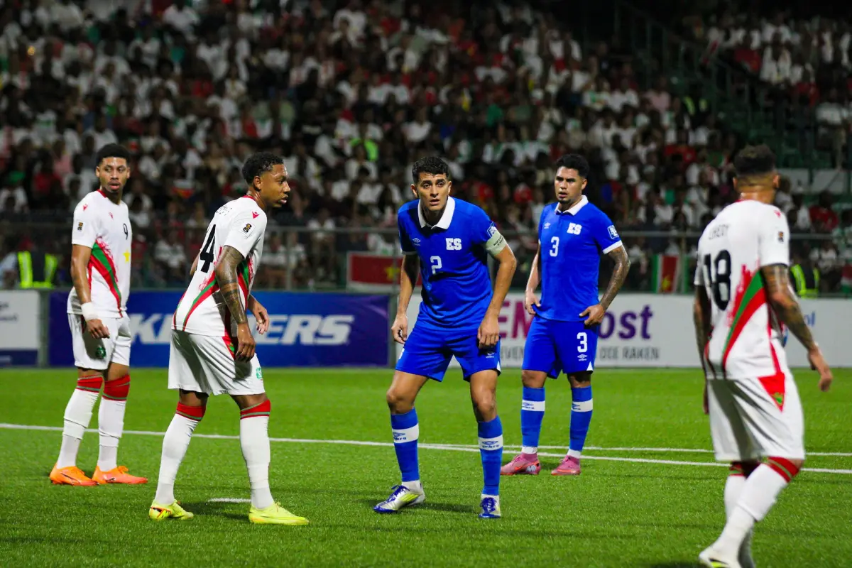 Surinam golea a El Salvador y se acerca al Mundial 2026