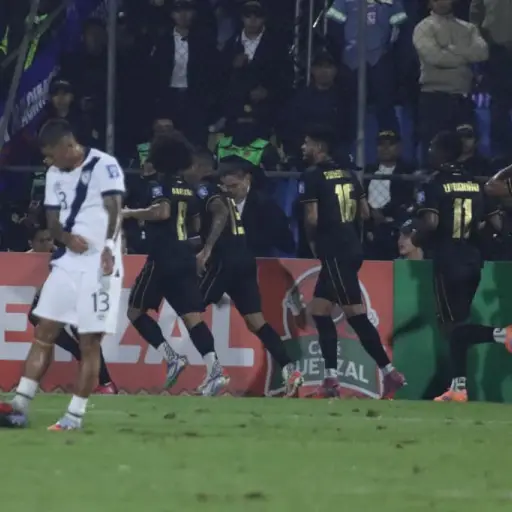 Partido entre Guatemala y Panamá - Alex Meoño