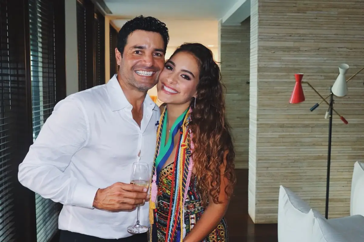 Isadora , Redes sociales