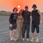 Ricardo Arjona disfruta de las fiestas de fin de año en playa de Guatemala t