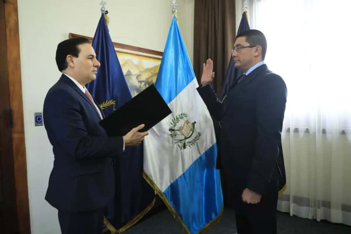 Jorge López Dellachiessa es juramentado como director del Sistema Penitenciario., Gobierno de Guatemala