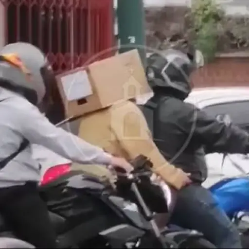 Insólita escena captada en zona 9. ,Captura de pantalla video Facebook.