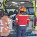 El menor fue trasladado a la emergencia de Pediatría del Hospital Roosevelt.  ,Foto Bomberos Municipales