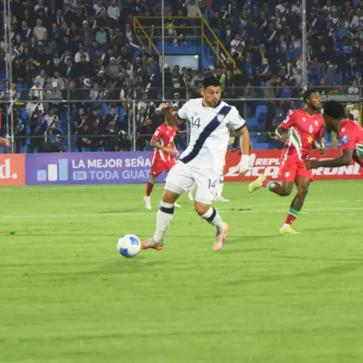Partido entre Guatemala y Surinam por las Eliminatorias Mundialistas - Omar Solís