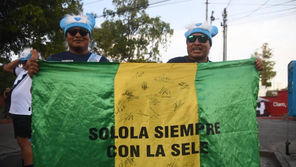 Ambiente en El Trébol para el Guatemala-Surinam | Omar Solís