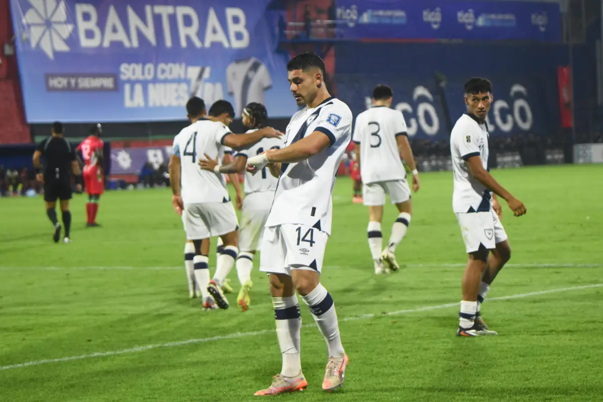 Guatemala derrotó a Surinam y la deja sin boleto directo al Mundial 2026 