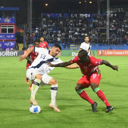 Partido entre Guatemala y Surinam por las Eliminatorias Mundialistas - Omar Solís