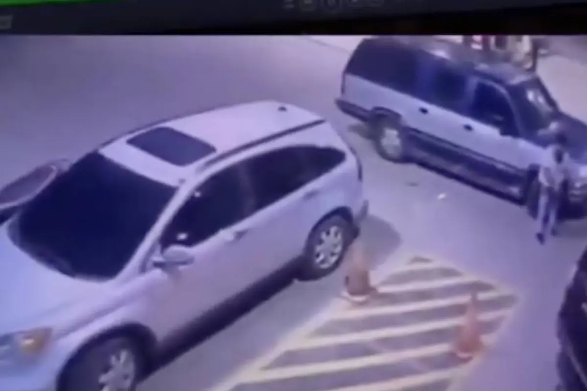 Violento ataque en gasolinera de Izabal., Captura de pantalla video Facebook.