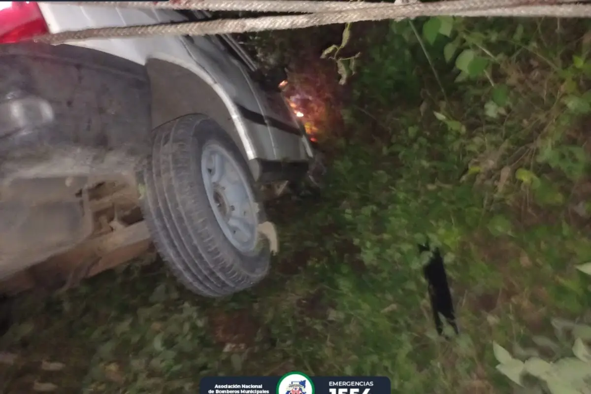 ., Bomberos Municipales Departamentales