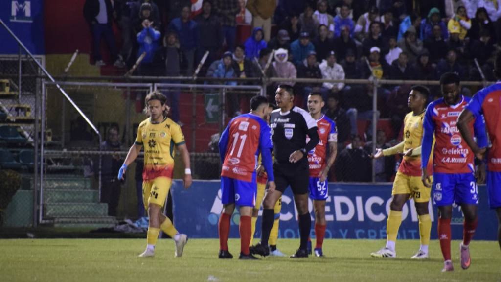 Apertura 2025: Marquense vs. Xelajú | Diego José Vásquez 