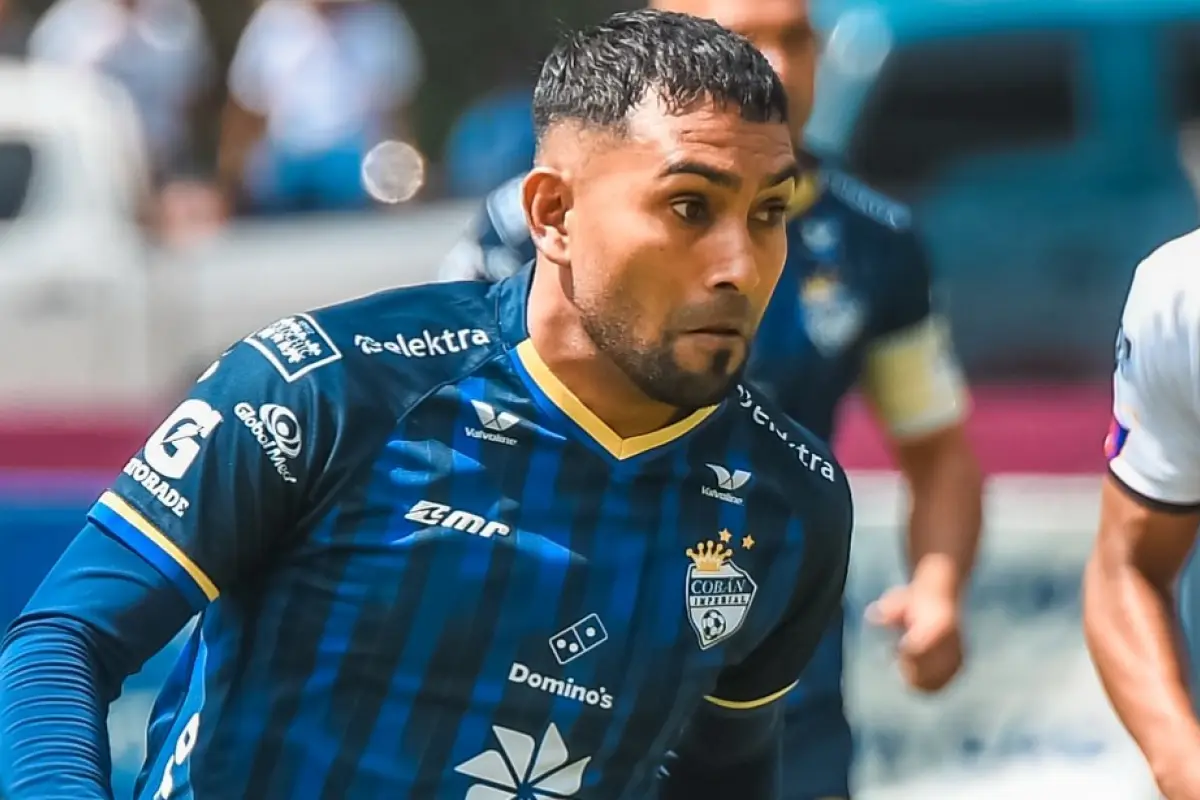 El jugador de Cobán Imperial, Delfino Álvarez, tuvo una de las peores lesiones en el futbol
