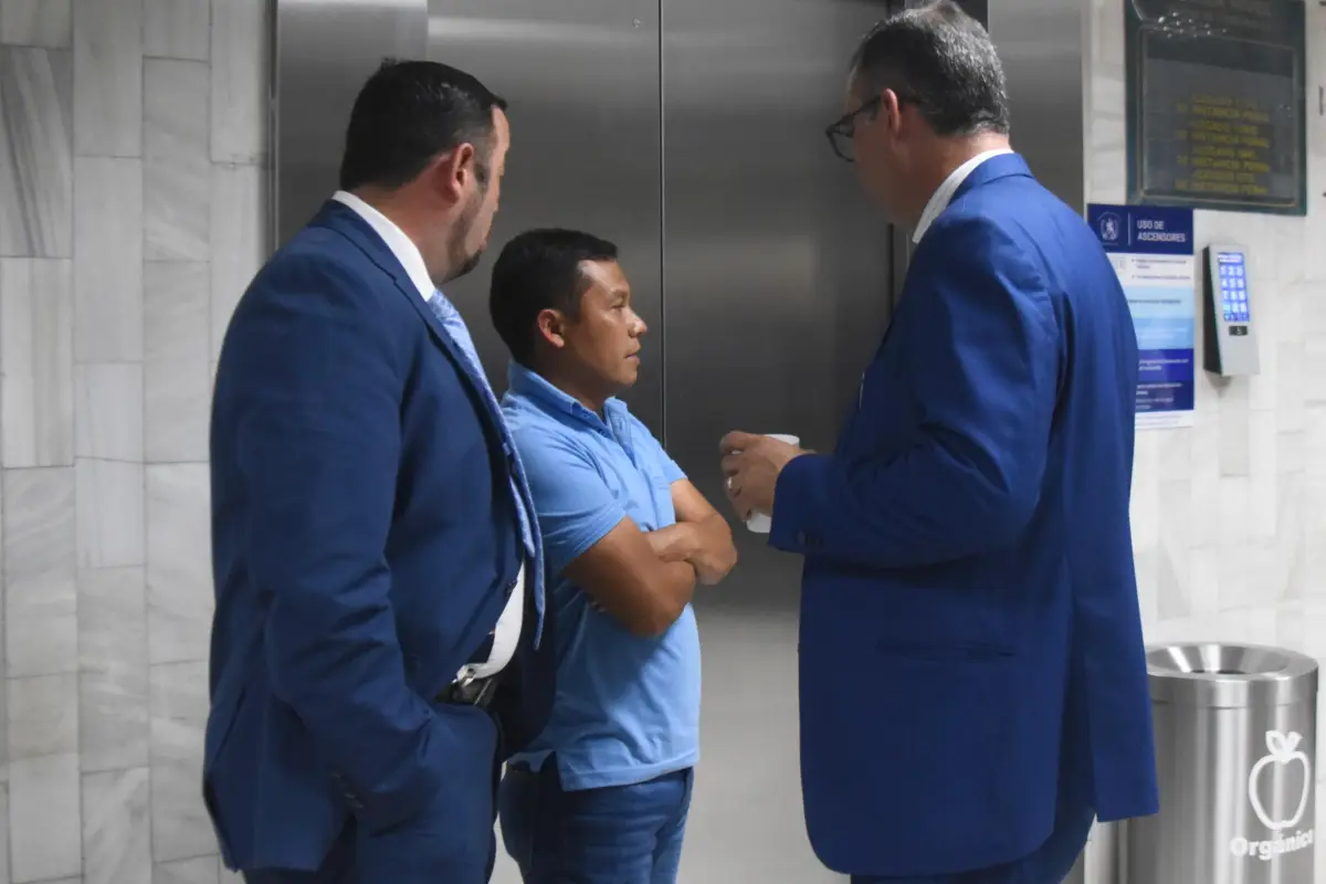 Carlos Yal, señalado en el caso de supuestas anomalías por compra de uniformes en la PNC., Omar Solís/Emisoras Unidas