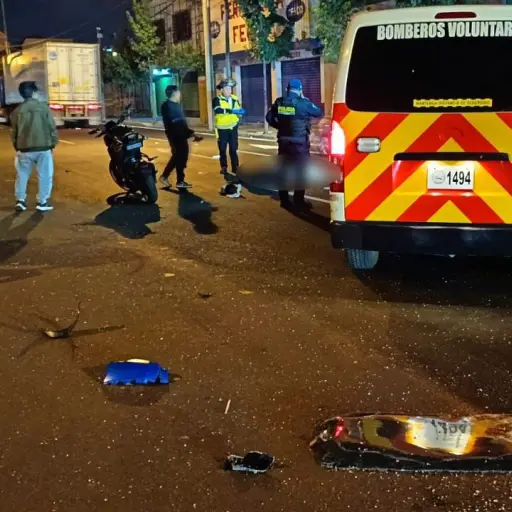 Motorista muere tras accidente en zona 6