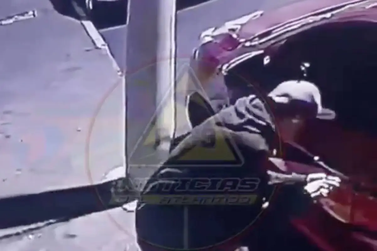 Robo a camioneta en zona 5., Captura de pantalla video X.