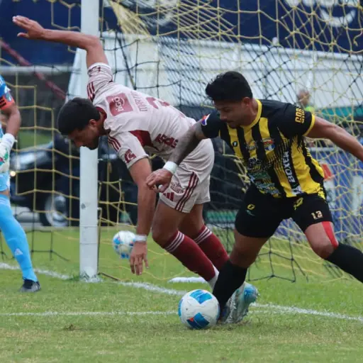 Partido entre Aurora y Comunicaciones - Jornada 18 del Apertura 2025 - Alex Meoño
