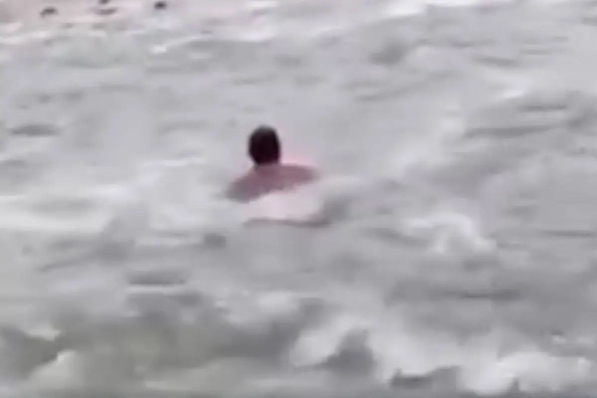 Un delincuente sufrió las graves consecuencias de sus acciones., Captura de pantalla video X.