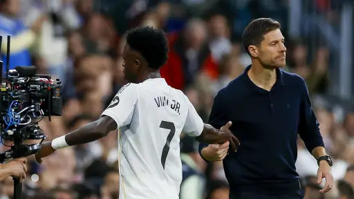 Vinícius finalmente rompe el silencio sobre la salida de Xabi Alonso