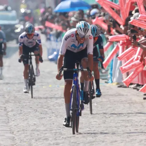 Carlos Gutiérrez reina en Antigua y Óscar Garzón se perfila como campeón de la Vuelta a Guatemala - Alex Meoño