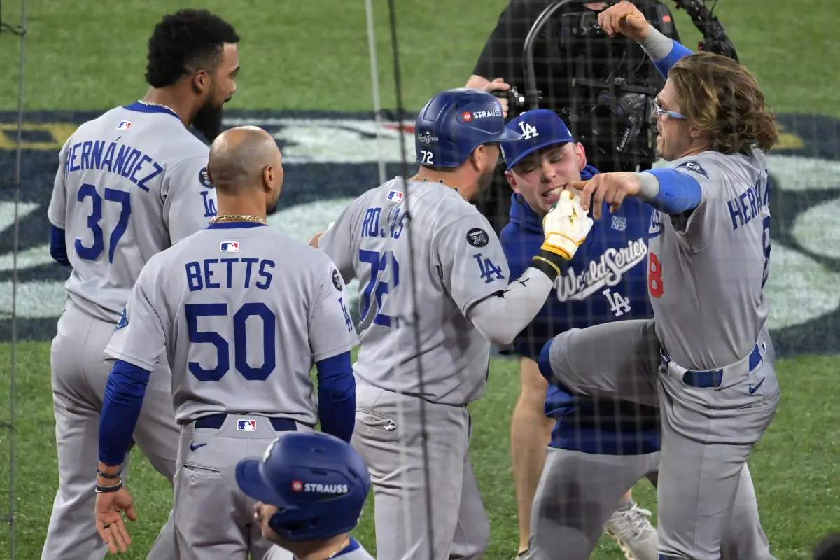 Los Ángeles Dodgers revalidan su corona y conquistan la Serie Mundial 2025 - EFE