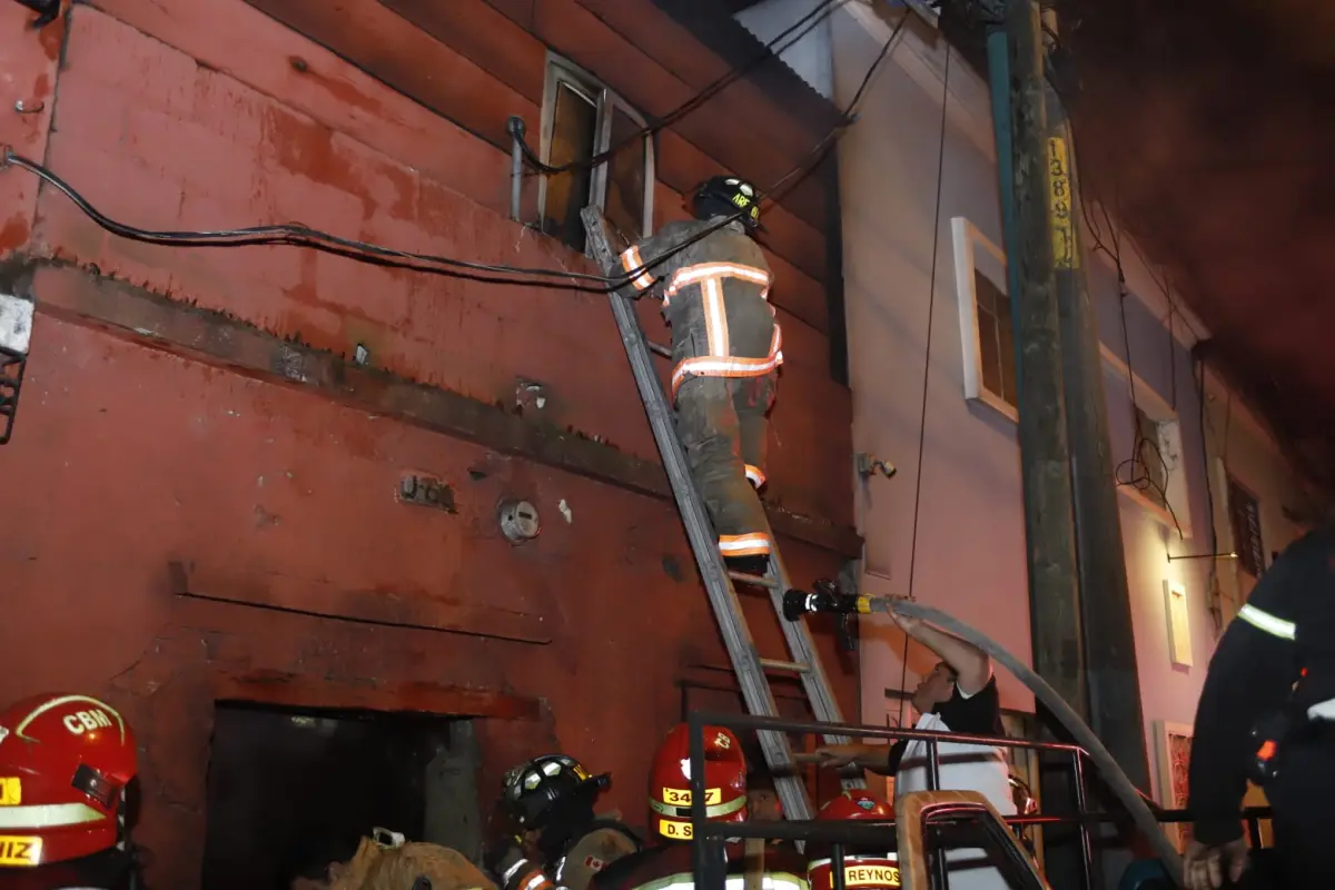 Bomberos lograron controlar las llamas., Foto Bomberos Voluntarios