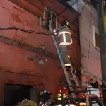 Bomberos lograron controlar las llamas. ,Foto Bomberos Voluntarios